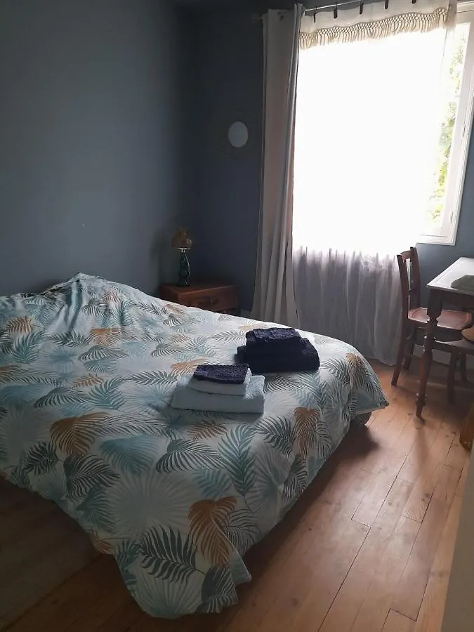 La Maison Aux Volets Bleus Le Vigan  Hébergement de vacances Le Vigan (Lot)